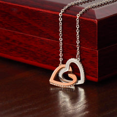 Collier Cœurs Entrelacés